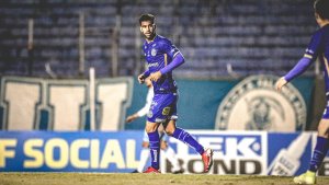 Voltando de empréstimo, Tiago Reis será avaliado por nova comissão técnica