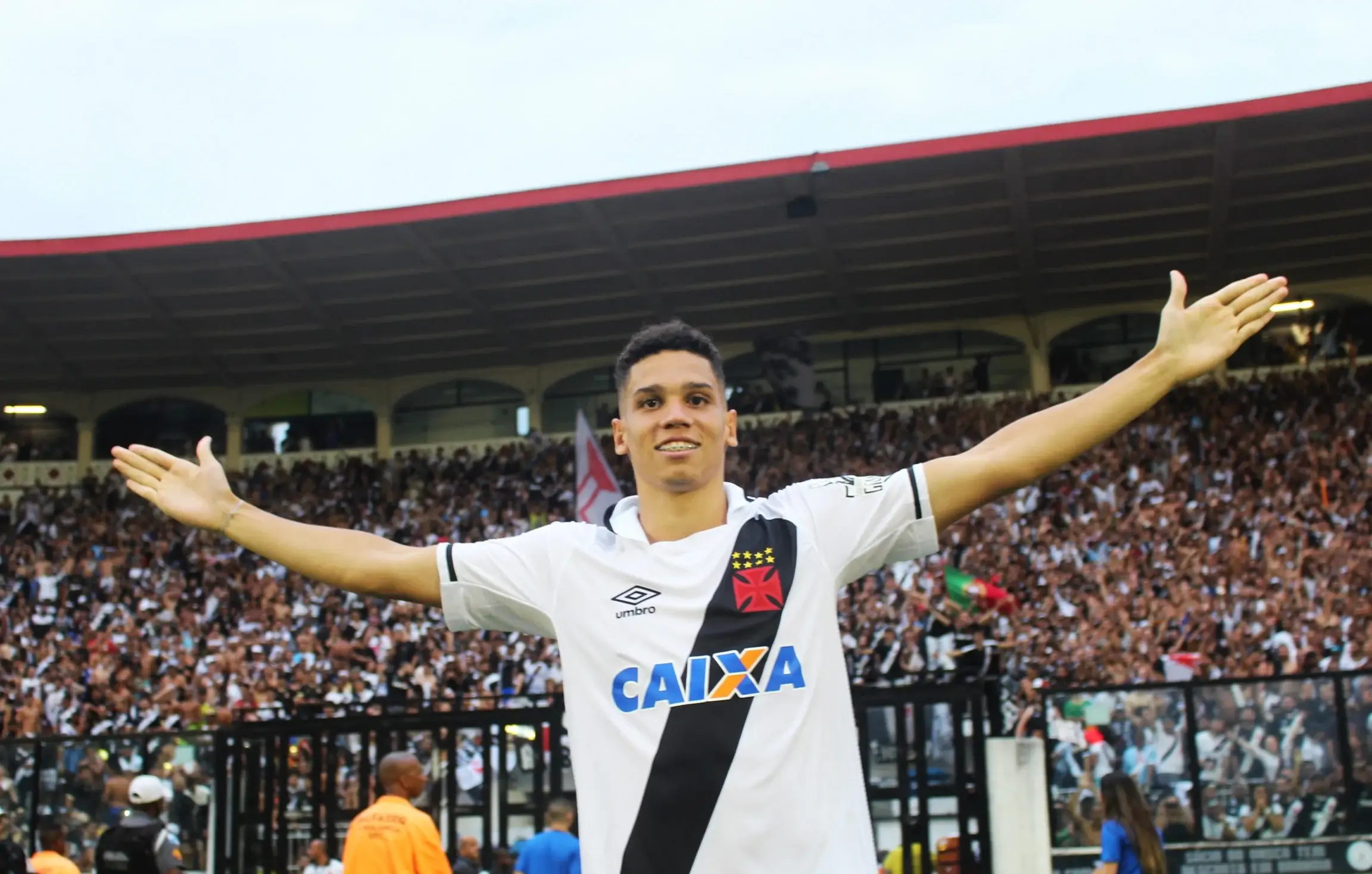 Paulinho fala do momento do Vasco