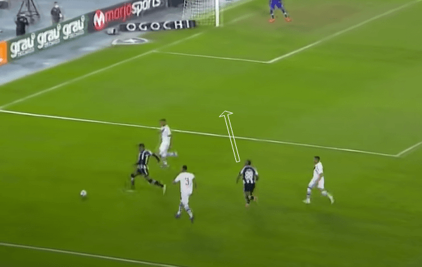 Estádio de futebol com jogadores no campo

Descrição gerada automaticamente