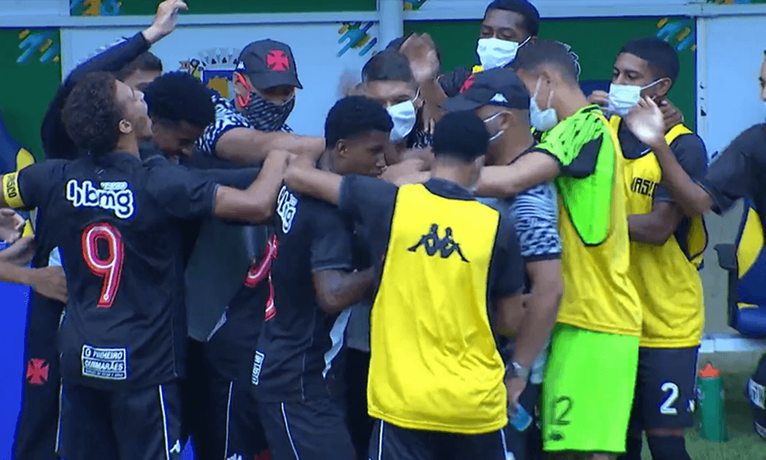 Coluna: A base vascaína continua sendo o nosso fio de esperança