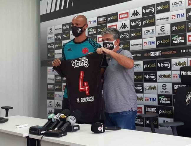 Anderson Conceição é apresentado no Vasco