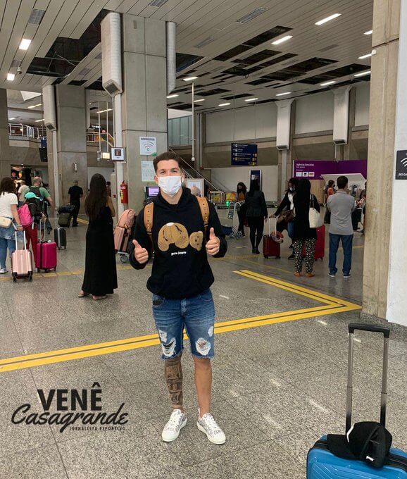 Bruno Nazário já está no Rio de Janeiro; jogador deve ser anunciado ainda hoje