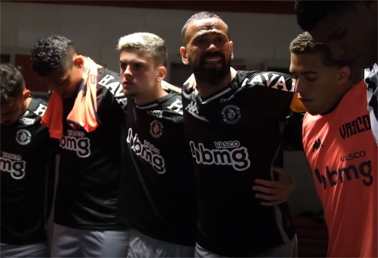 Vasco divulga lista com 5 jogadores que não estão nos planos da comissão