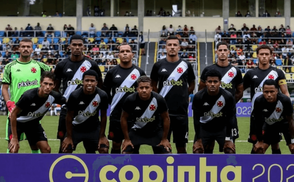 Vasco vence o Joinville por 4 x 0 e avança na Copinha