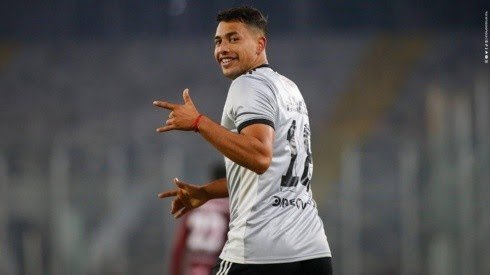 Vasco tem interesse no jovem artilheiro chileno Iván Morales, com mais de 100 jogos pelo Colo-Colo