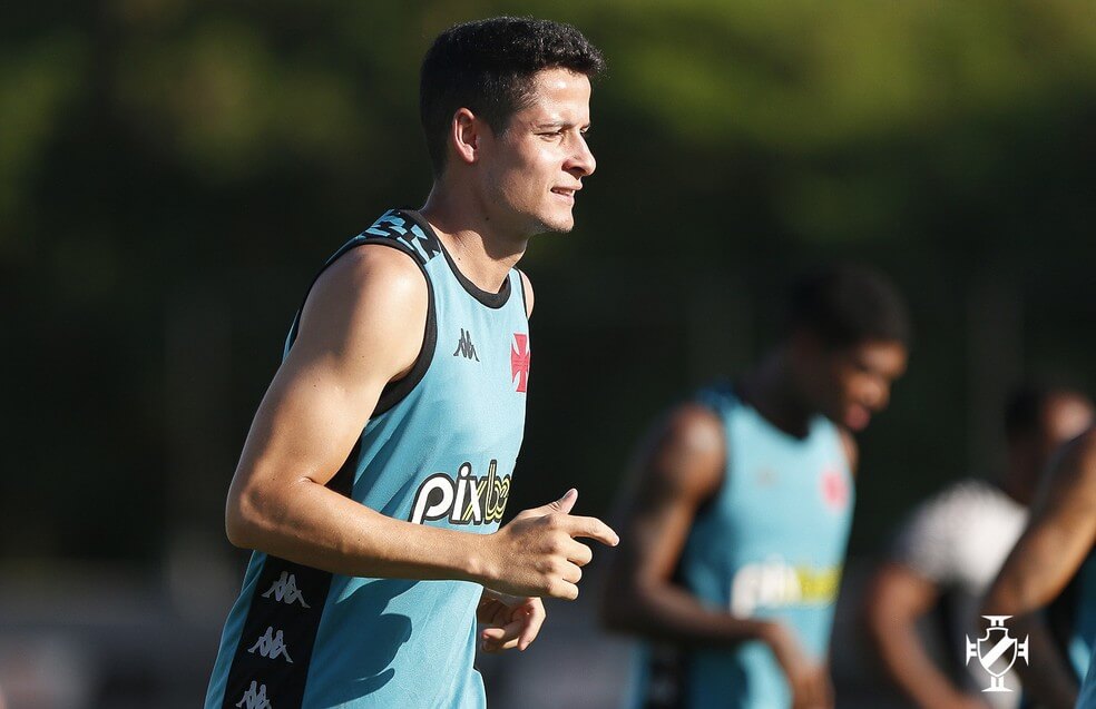 Matheus Barbosa tem bom encaixe como primeiro volante e se deixa à disposição para atuar nas duas funções