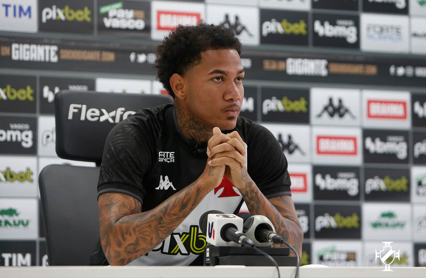 Zé Gabriel chega ao Vasco e aumenta opções de Zé Ricardo