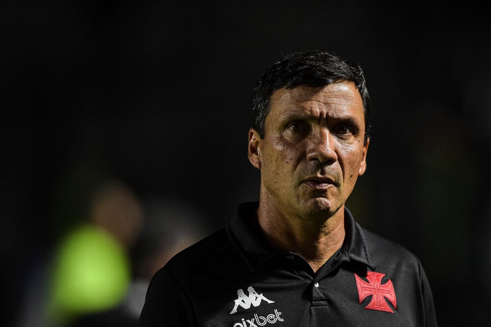 Zé Ricardo faz forte cobrança aos jogadores do Vasco: "Ah, agora é minha hora de fazer o gol um c..."