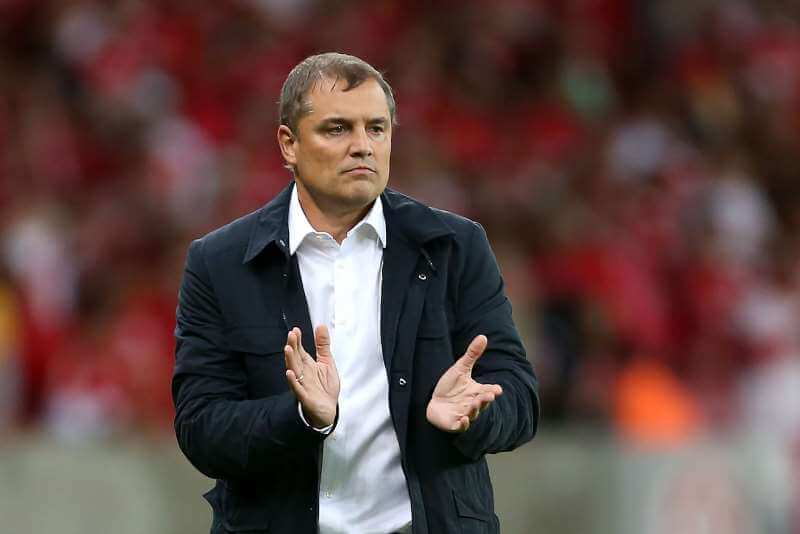 Técnico Diego Aguirre elogia Zé Gabriel