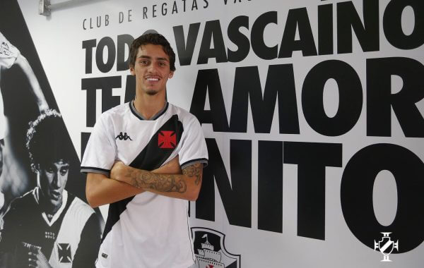 Vasco acerta a renovação de contrato do meia Marlon Gomes