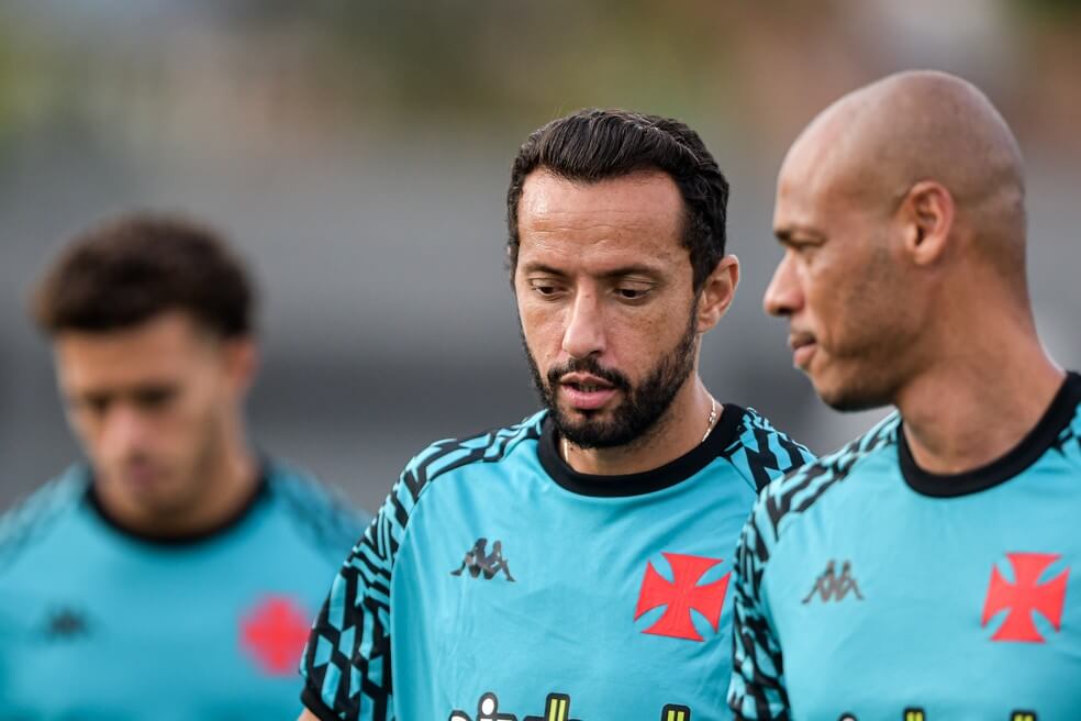 Ainda com desfalque importante, confira a escalação oficial do Vasco para enfrentar a Portuguesa