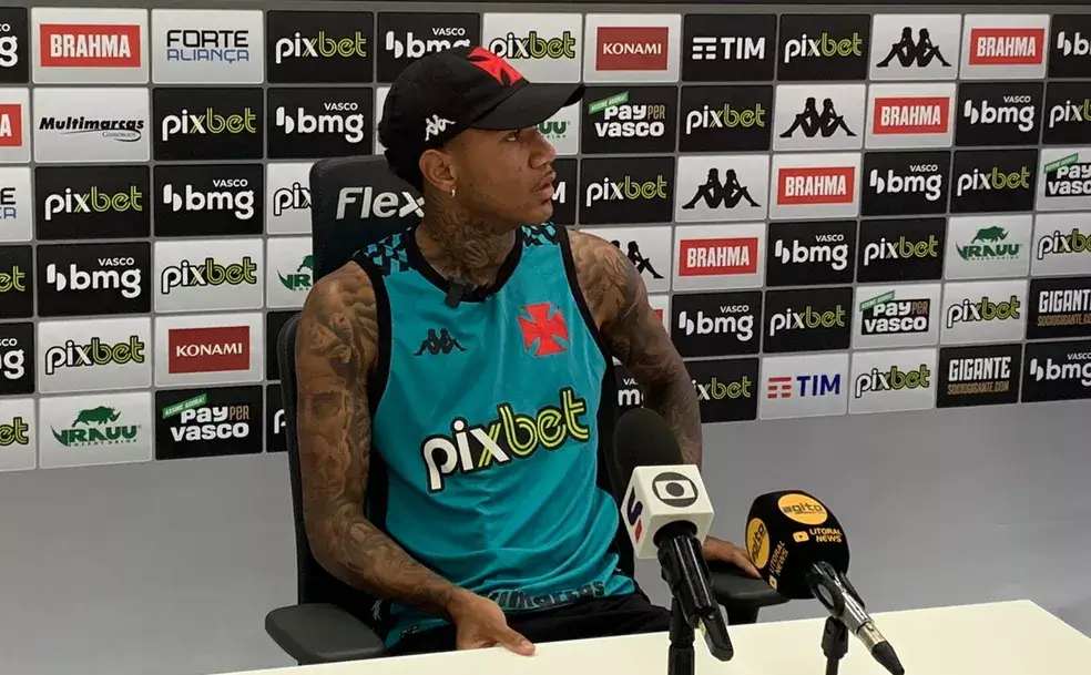 Zé Gabriel pede foco total no clássico contra o Flamengo: “Algum deslize, pode ser fatal”