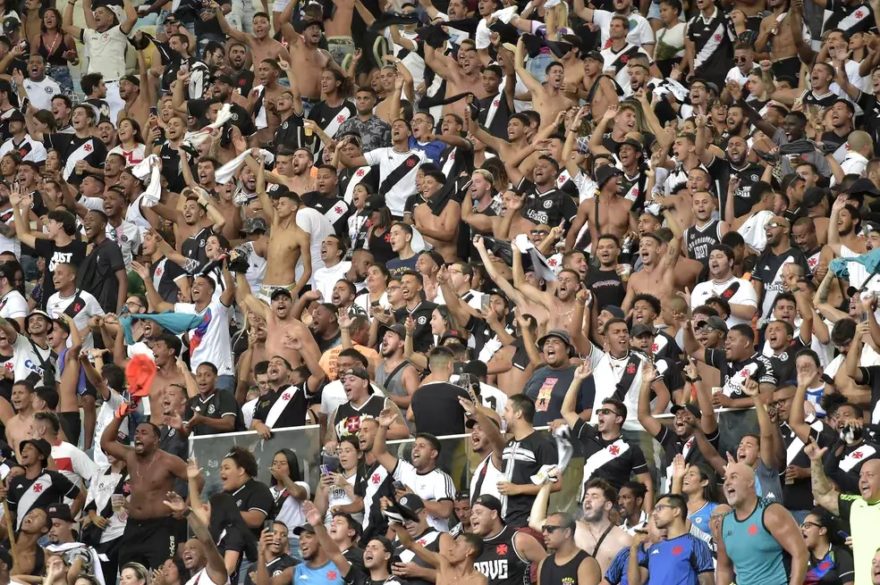 Primeiro jogo na Série B do Vasco pode ser transferido para o Maracanã
