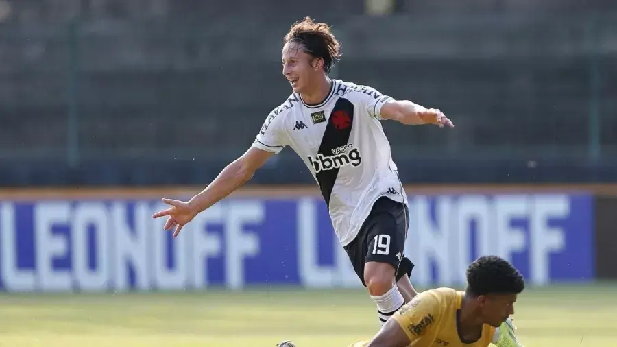 Vasco recebe proposta por Matías Galarza