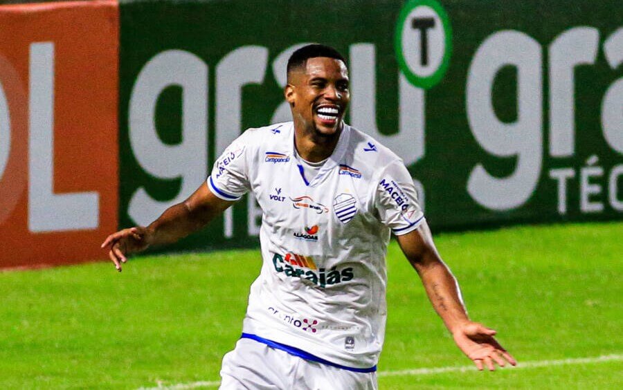 Vasco tentou a contratação de destaque da última Série B