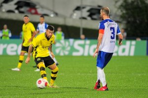 Vasco monitora situação de Paulinho Moccelin