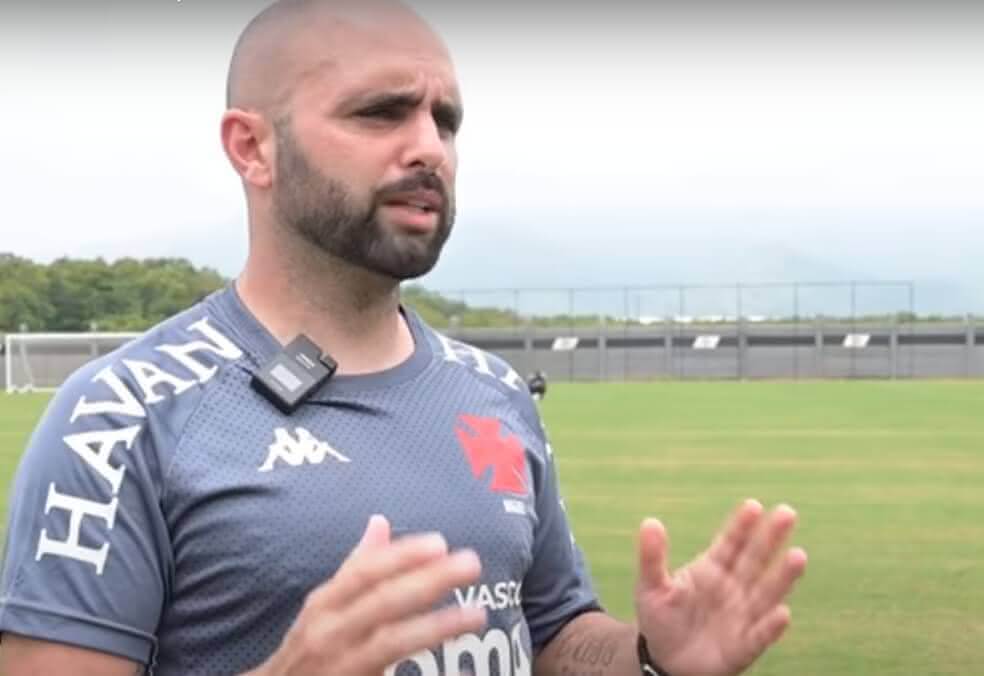 Preparador físico do Vasco durante a passagem de Sá Pinto, Miguel Moreira assume time na Lituânia