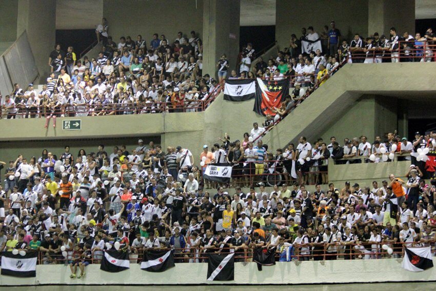 Torcida do Vasco esgota ingressos de visitantes para duelo com o CRB