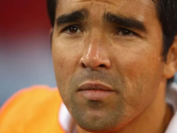 Deco indica Rayan e Barcelona almeja a promessa do Vasco