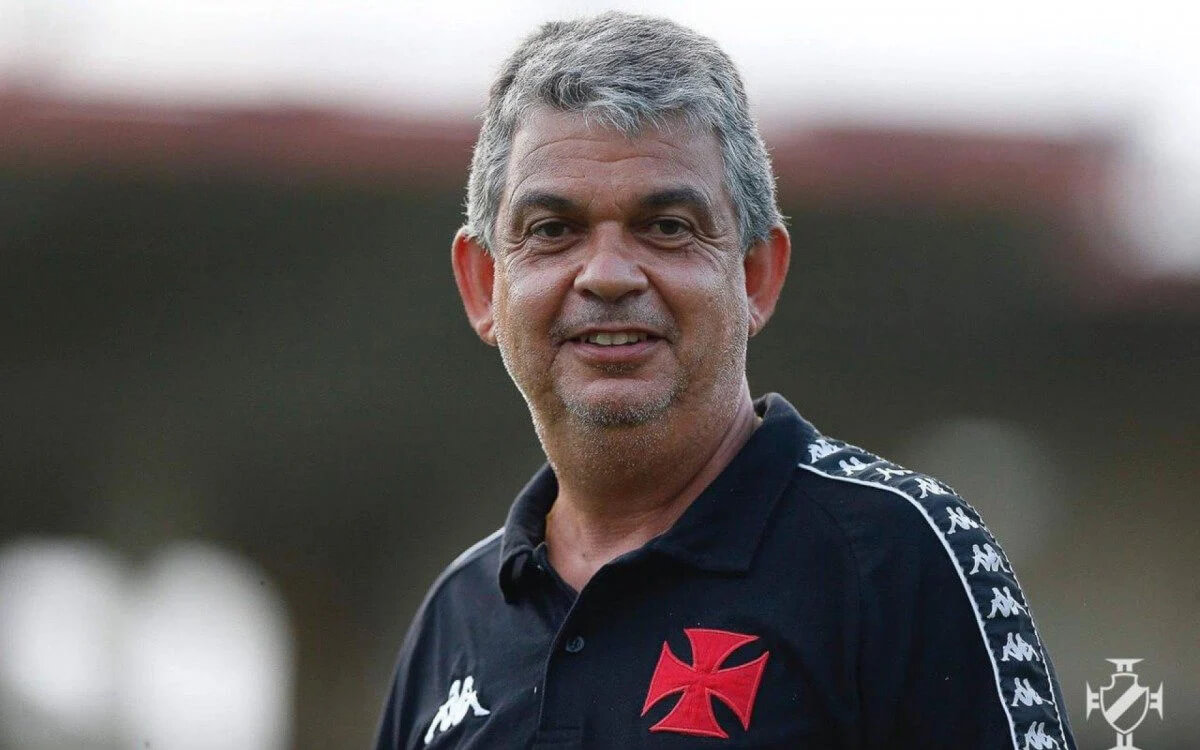 Diretor de futebol do Vasco avisa sobre SAF: “'Muita gente acha que a 777 vai entrar em julho, e o Vasco terá um supertime. Não é assim!”