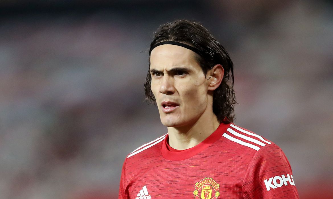 Pedido para a 777: Nenê convida Cavani para jogar no Vasco