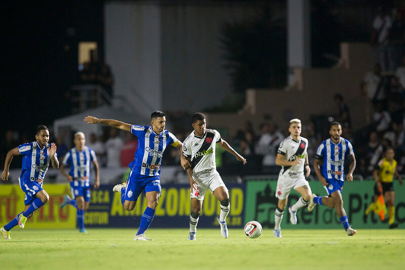 Yuri Lara e Andrey Santos se destacam na Série B em números de desarmes