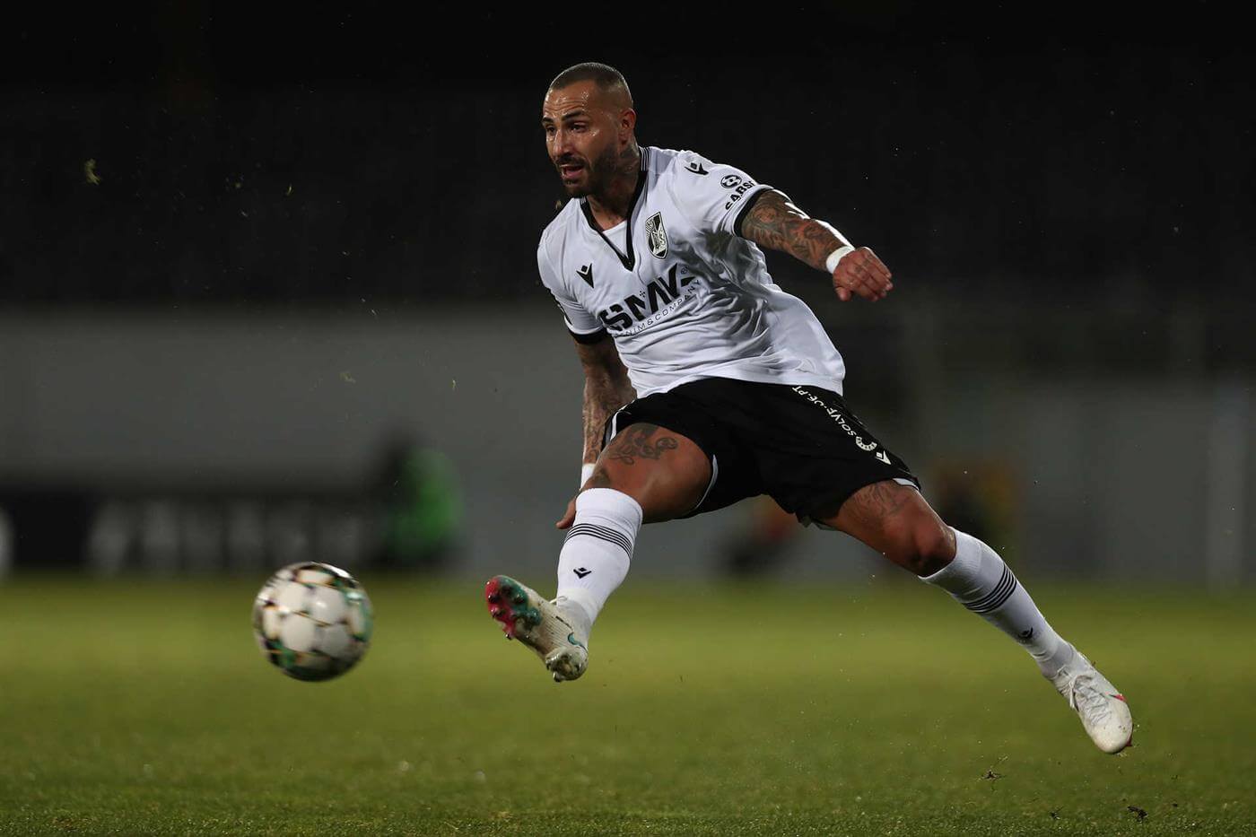 Desejo antigo do Vasco, Ricardo Quaresma anuncia saída do Vitória de Guimarães