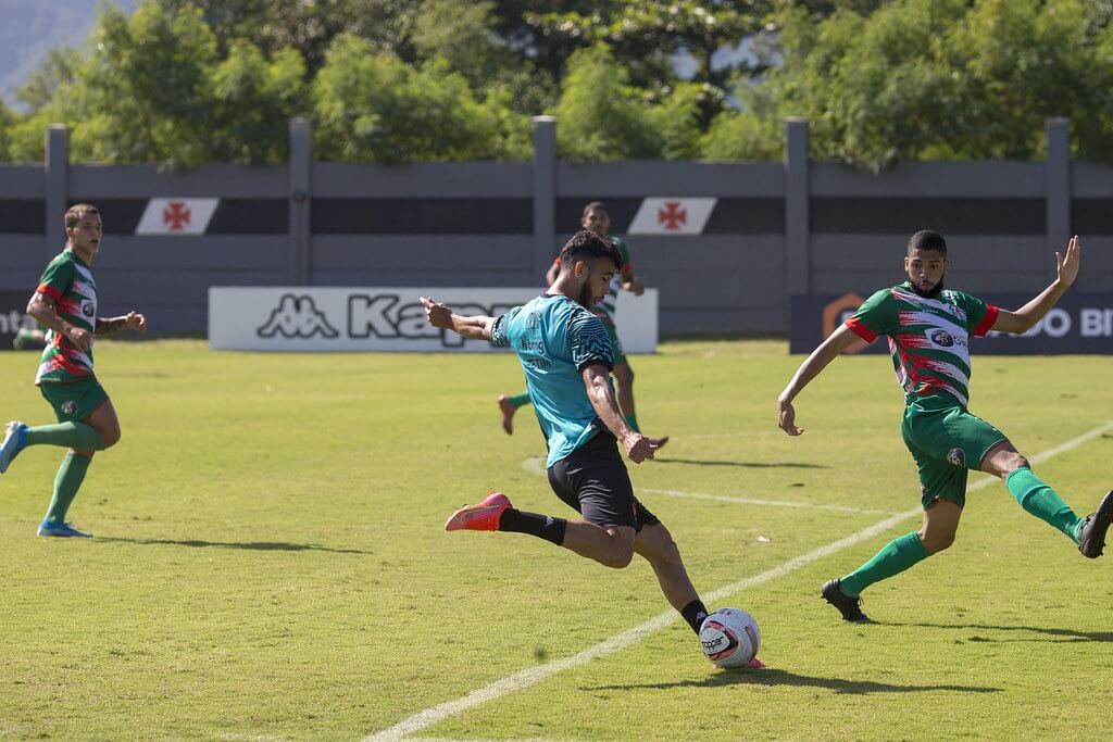 Em jogo-treino, Vasco goleia o Porto Real no CT Moacyr Barbosa
