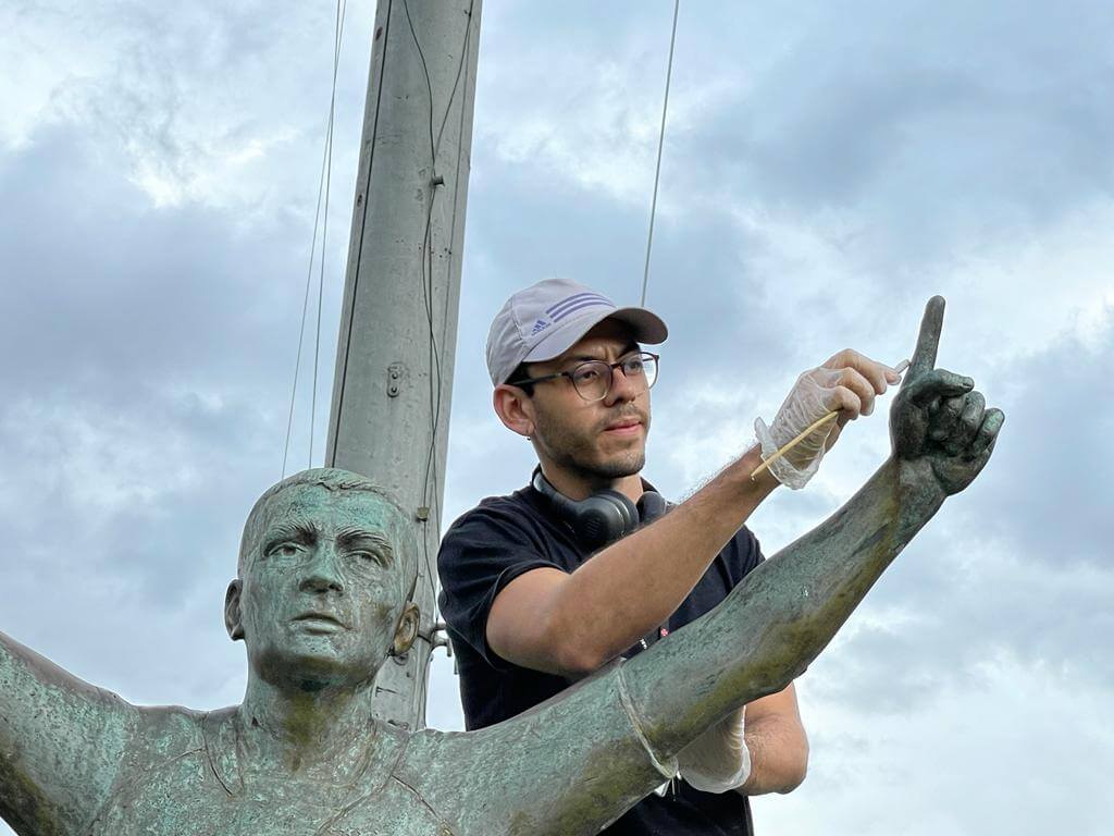 Estátua de Romário passará por processo revitalização