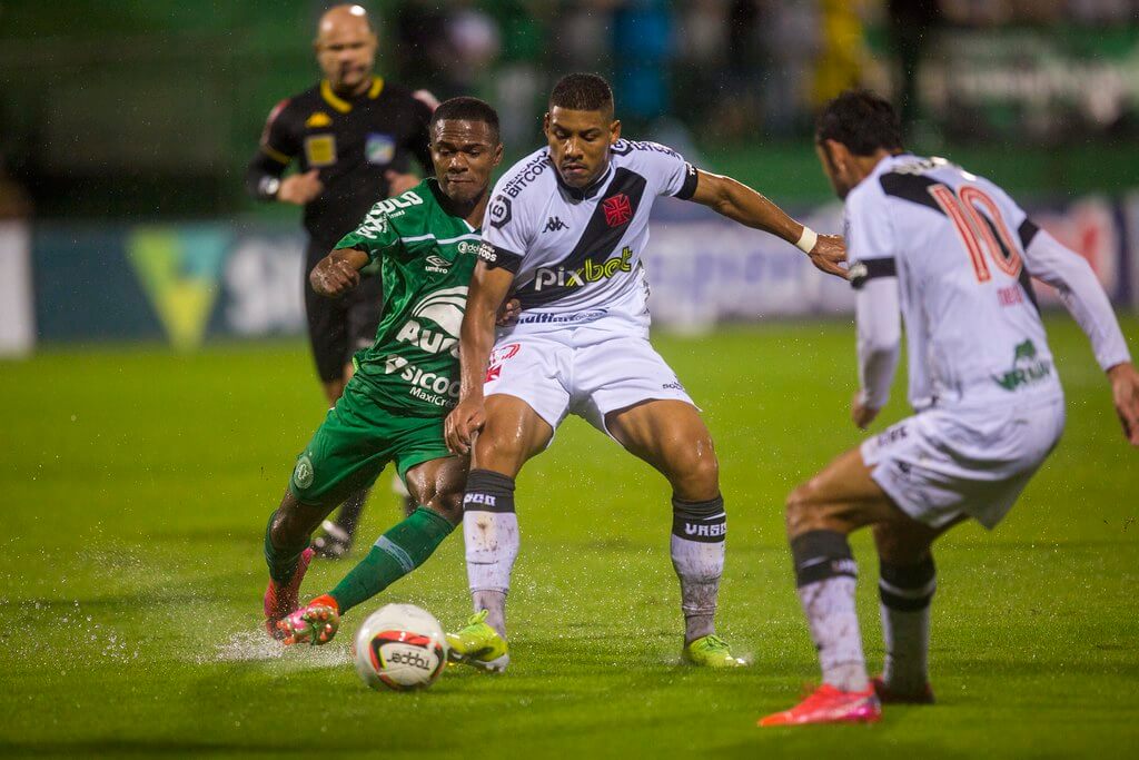 Erick lamenta derrota do Vasco