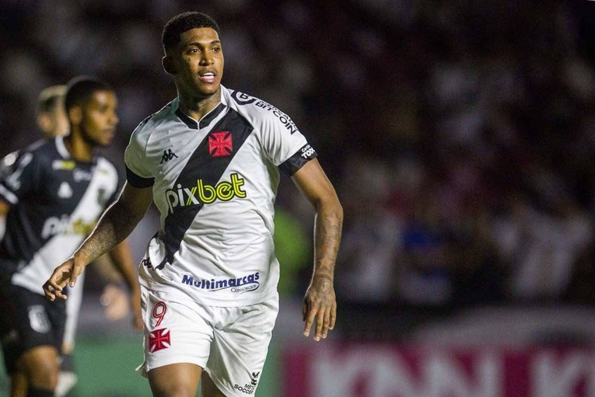 Vasco perde oportunidades e empate com o Tombense na Série B