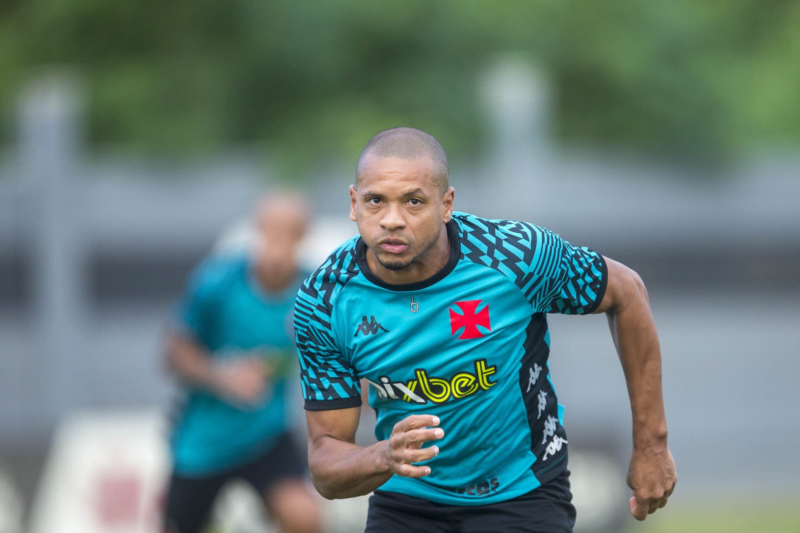 Edimar revela segredo de arrancada do Vasco na Série B