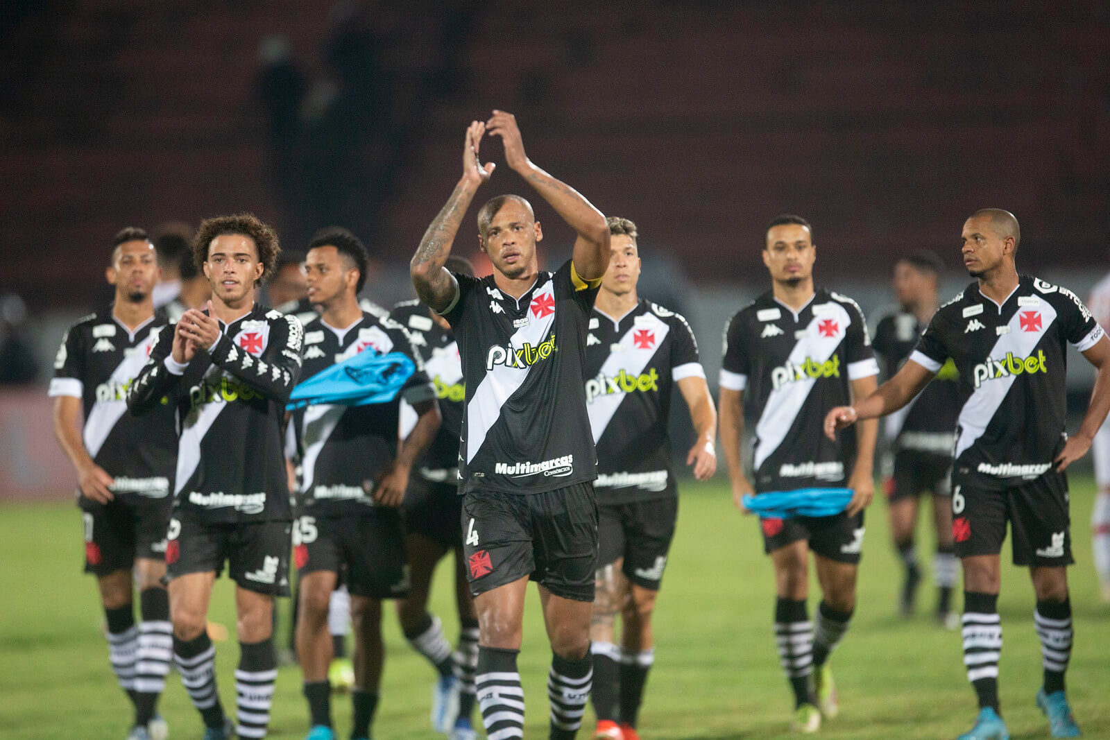 Confira os próximos 5 jogos do Vasco; A maioria será em casa