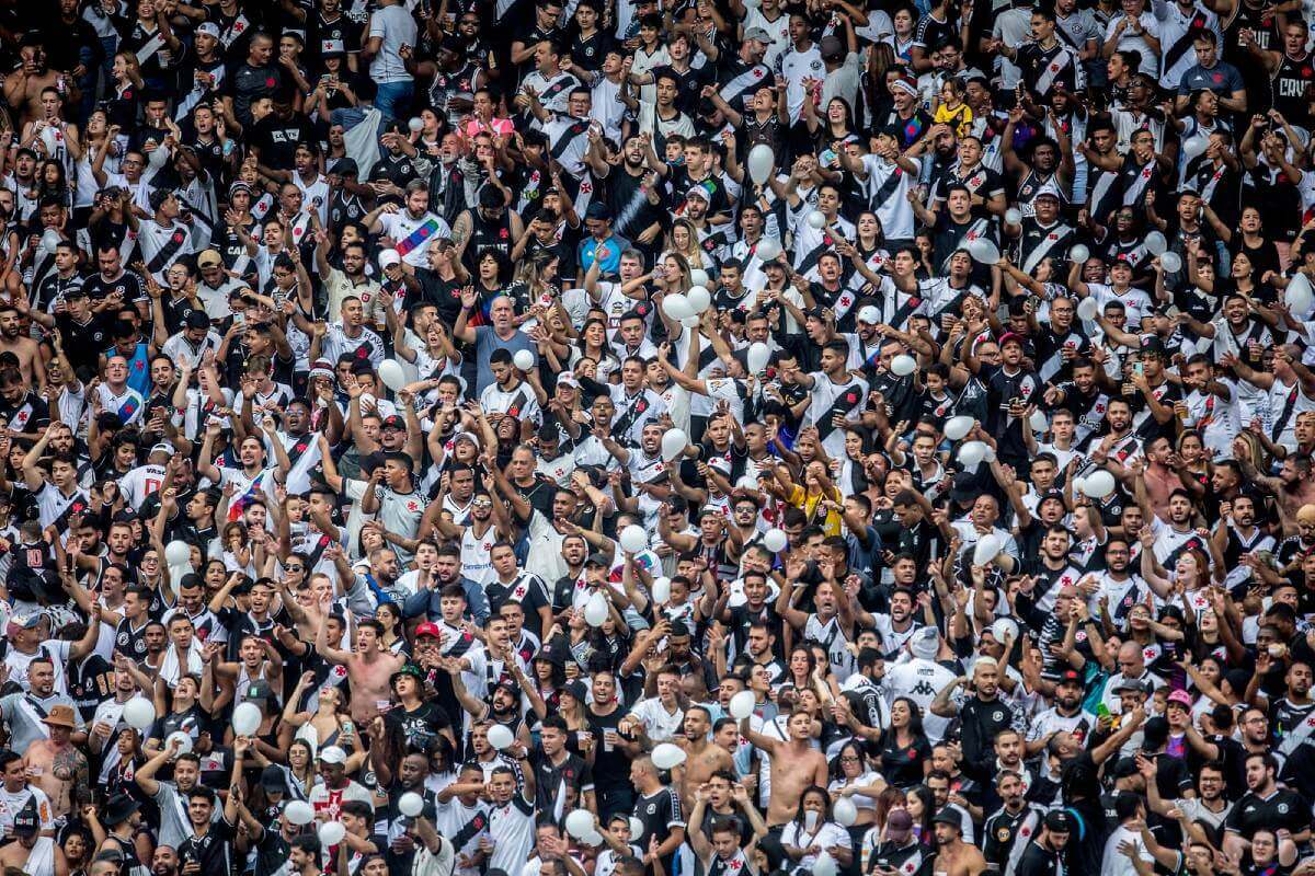 Jornalista paulista se encanta pela torcida do Vasco