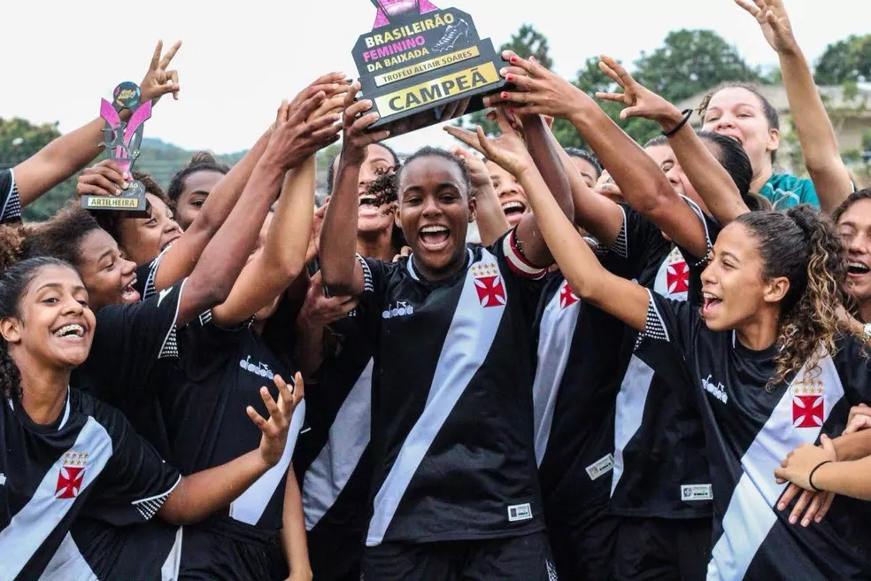 Ju Pacheco, há 10 anos no Vasco, fala sobre estreia no Brasileirão