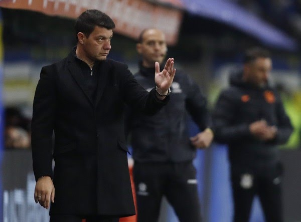 Vasco não entrou em contato com o técnico Sebastián Battaglia, ex-Boca