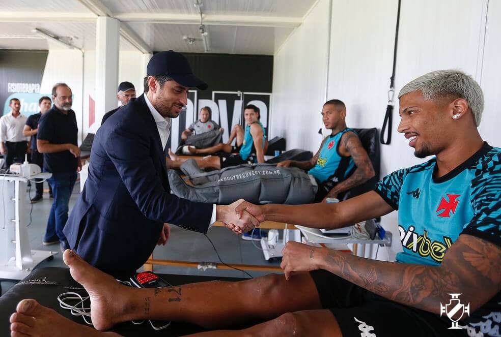 Deputados estaduais entram na justiça pedindo mais transparência na venda da Vasco SAF