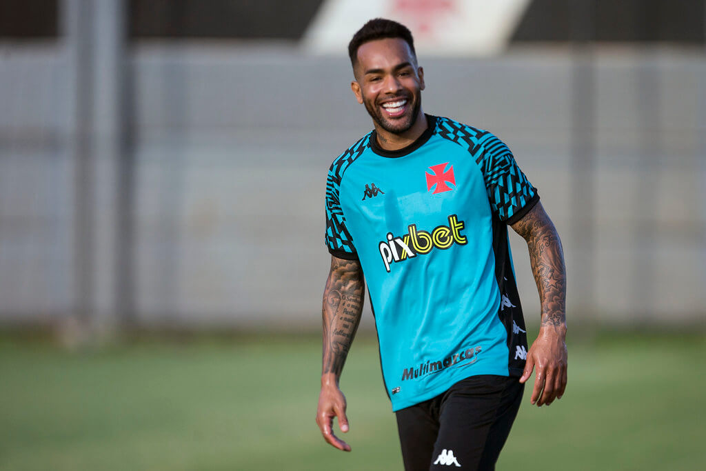 Alex Teixeira