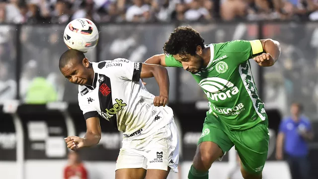 Paulo César de Oliveira vê pênalti não marcado para o Vasco em empate com a Chapecoense