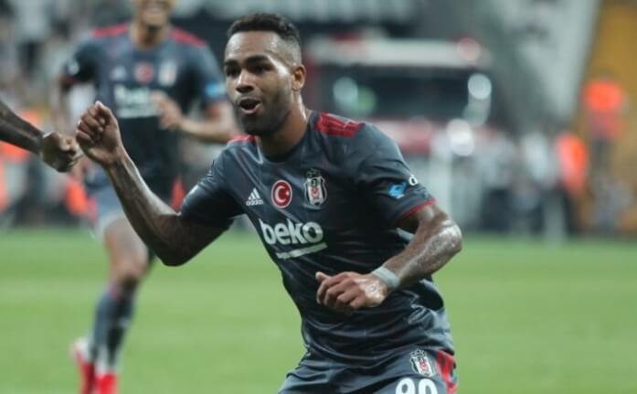 Vasco já sabe qual posição Alex Teixeira pode assumir se for contratado