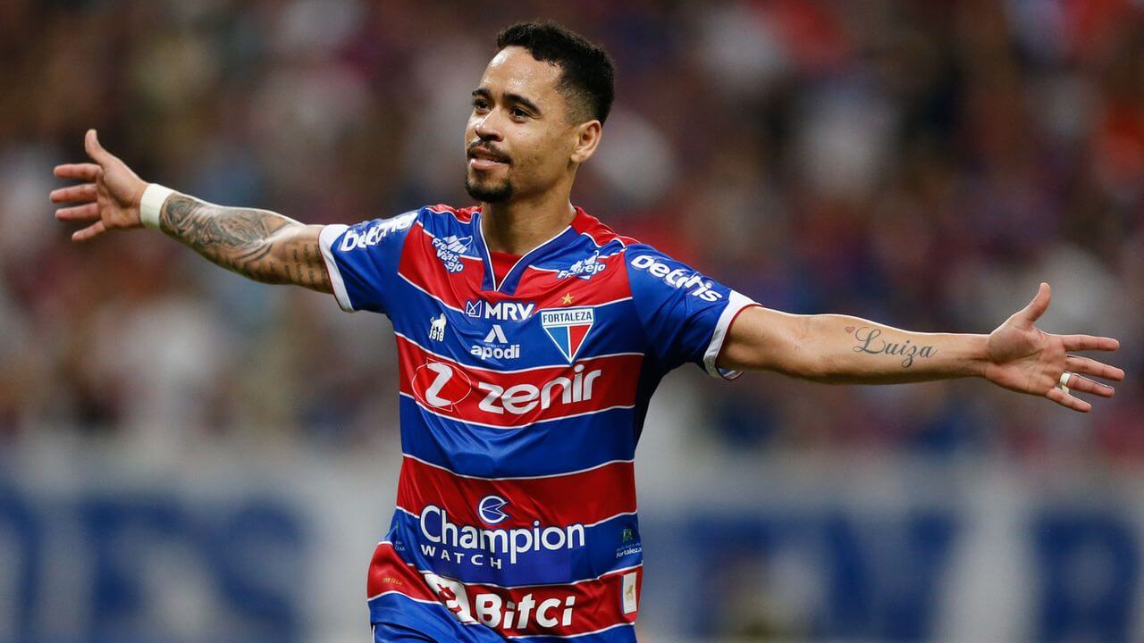 Yago Pikachu aceita proposta e fecha com time de Zé Ricardo