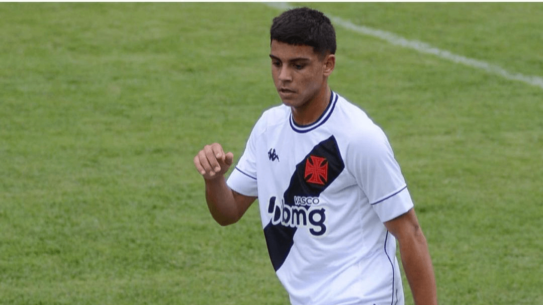 Hoje no Bahia, Diogo Siston tira jogador do Vasco que tem multa de R$ 190 milhões