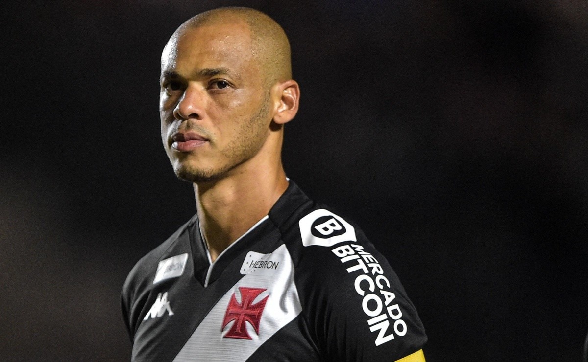 Abatido, Anderson Conceição não perde a esperança no acesso: “Ainda temos chance”