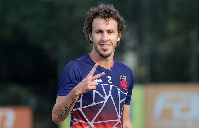 Vasco terá que pagar R$1,5 milhão a Rafael Galhardo