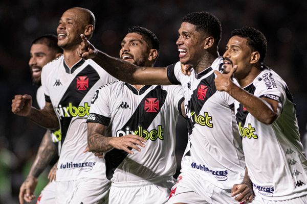 Vasco pode ter retorno de artilheiro contra o Grêmio