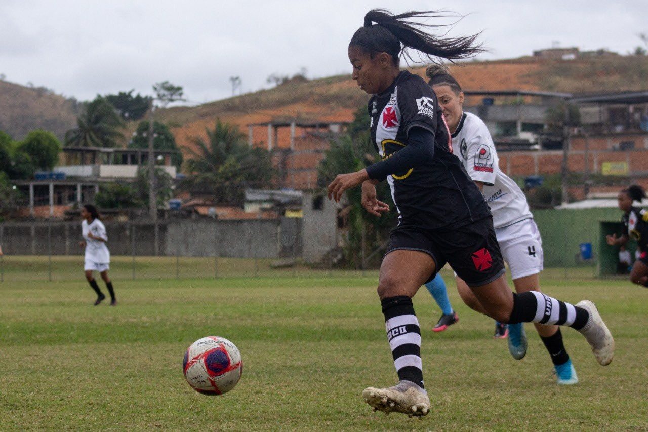 Clássico dos gigantes movimenta o carioca feminino